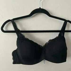 NWOT Le  Mystere Smooth Shape Unlined 36B